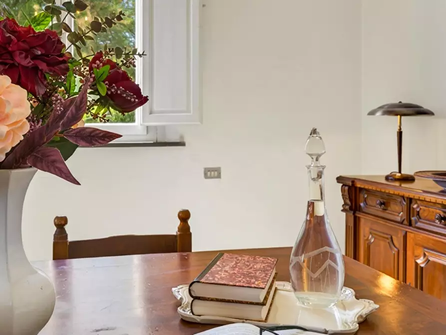 Immagine 17 di Villa in vendita  a Santa Maria A Monte
