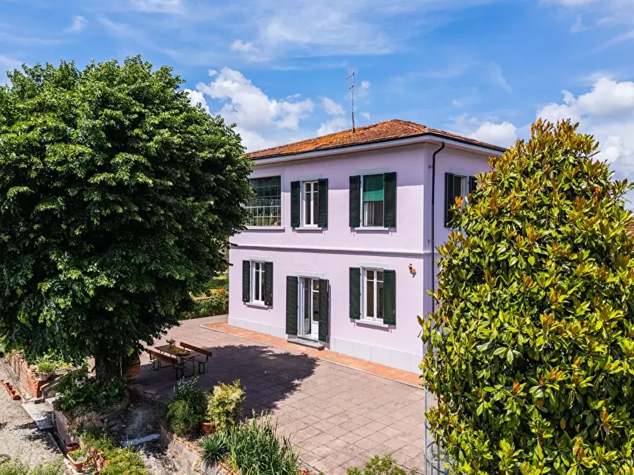 Immagine 1 di Villa in vendita  a Santa Maria A Monte