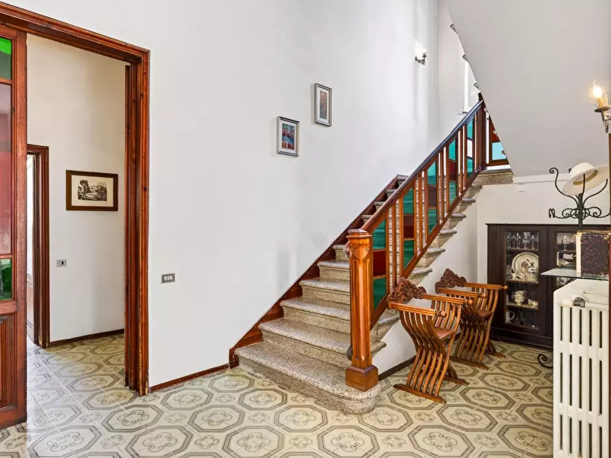 Immagine 10 di Villa in vendita  a Santa Maria A Monte
