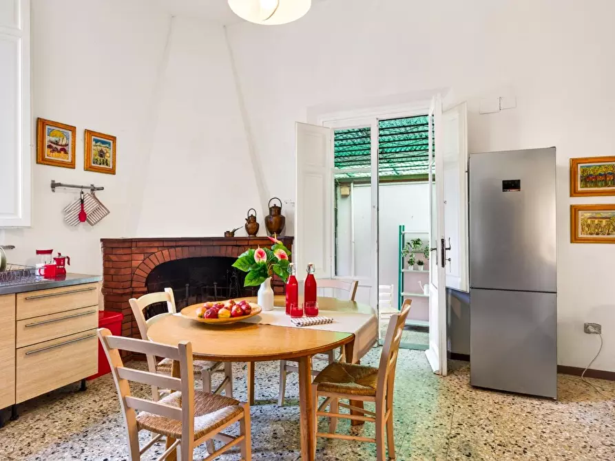 Immagine 13 di Villa in vendita  a Santa Maria A Monte