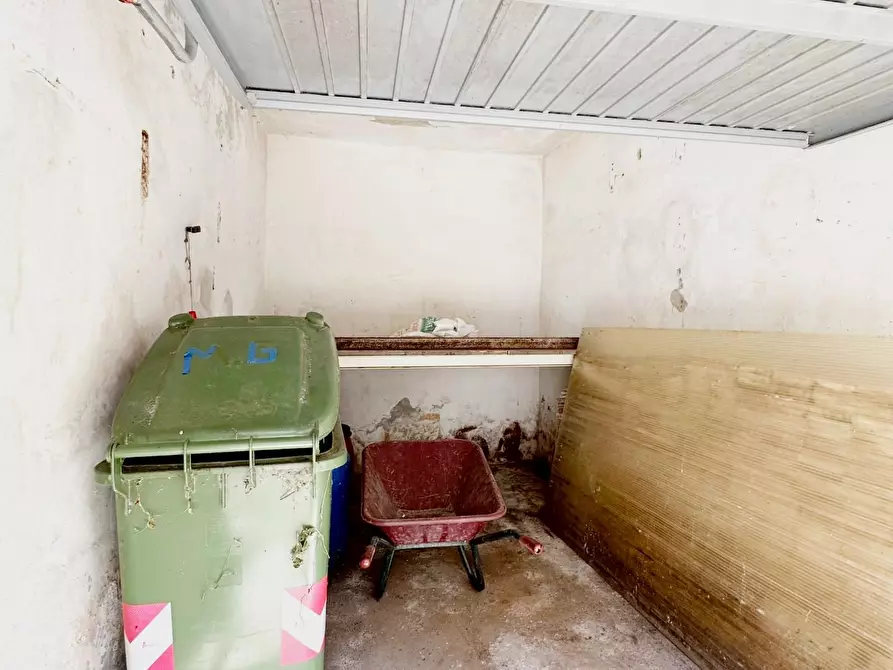 Immagine 25 di Terratetto in vendita  a Lucca