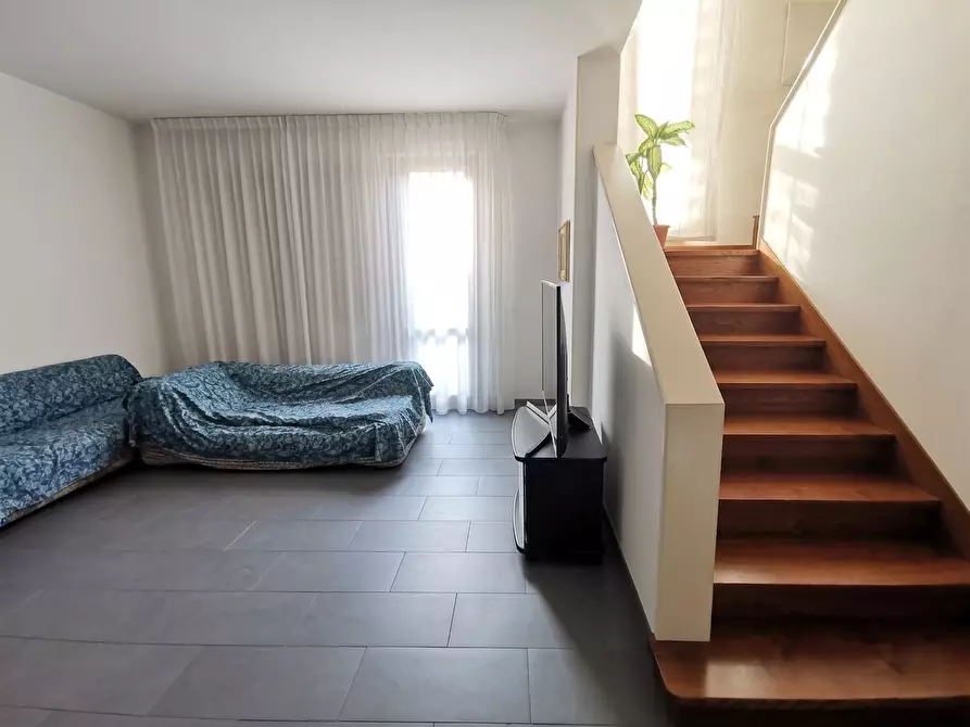 Immagine 21 di Casa bifamiliare in vendita  a Fucecchio