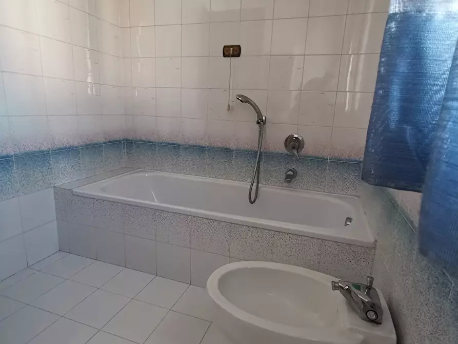 Immagine 47 di Casa bifamiliare in vendita  a Fucecchio