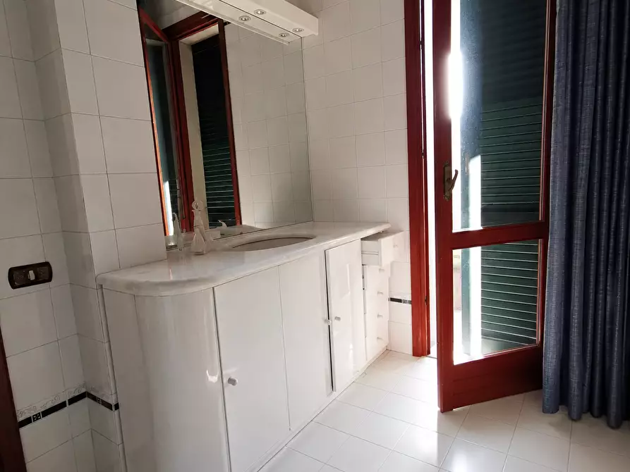 Immagine 42 di Casa bifamiliare in vendita  a Fucecchio