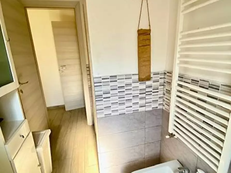 Immagine 21 di Appartamento in vendita  a Montecatini Terme