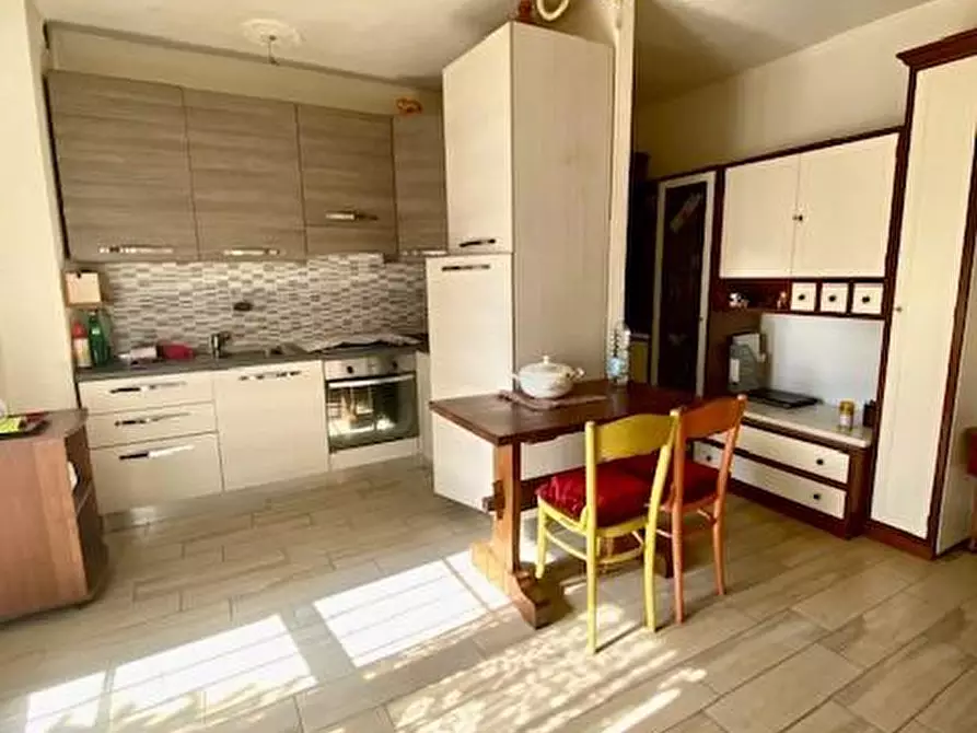 Immagine 9 di Appartamento in vendita  a Montecatini Terme