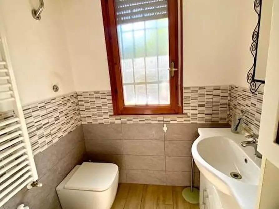 Immagine 22 di Appartamento in vendita  a Montecatini Terme