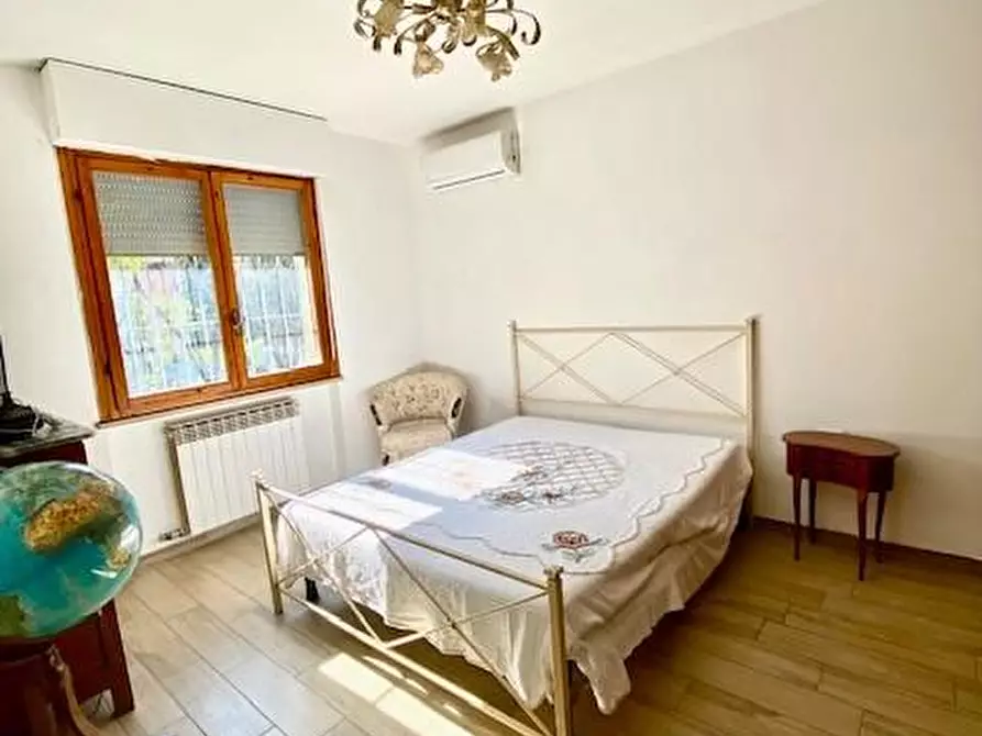 Immagine 31 di Appartamento in vendita  a Montecatini Terme