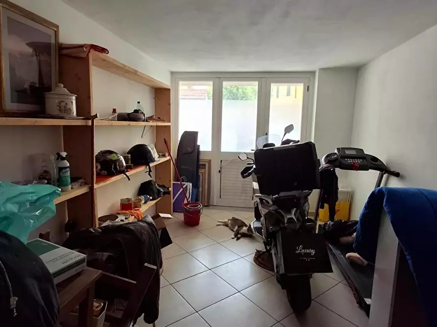 Immagine 13 di Appartamento in affitto  a Capraia E Limite