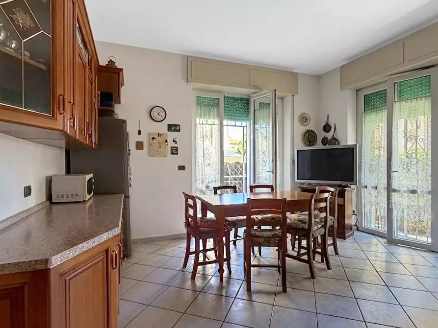 Immagine 18 di Appartamento in vendita  a Livorno