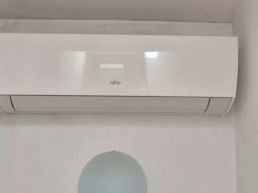 Immagine 65 di Casa semindipendente in affitto  a Viareggio