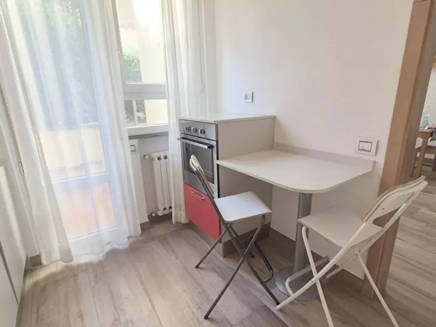 Immagine 18 di Casa semindipendente in affitto  a Viareggio