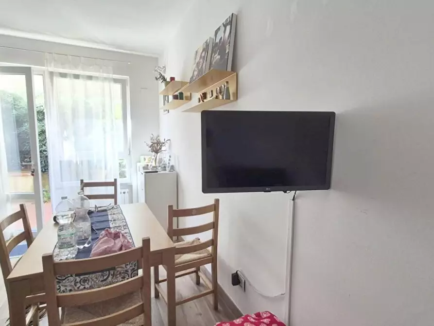 Immagine 12 di Casa semindipendente in affitto  a Viareggio