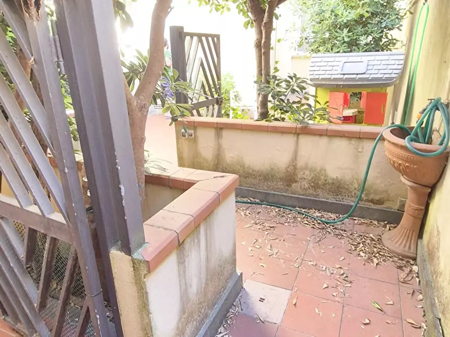 Immagine 1 di Casa semindipendente in affitto  a Viareggio