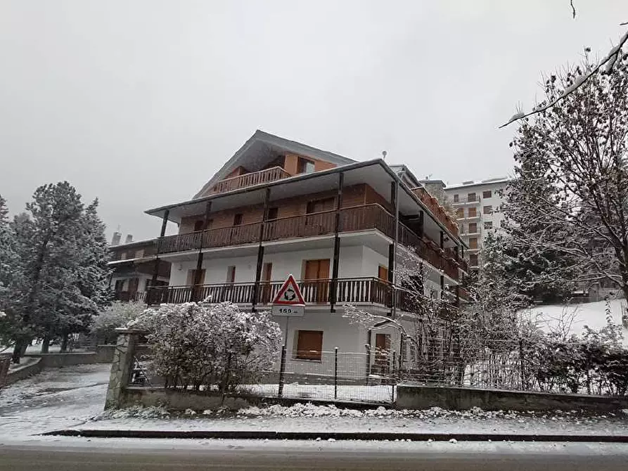 Immagine 1 di Magazzino in vendita  a Sauze D'oulx