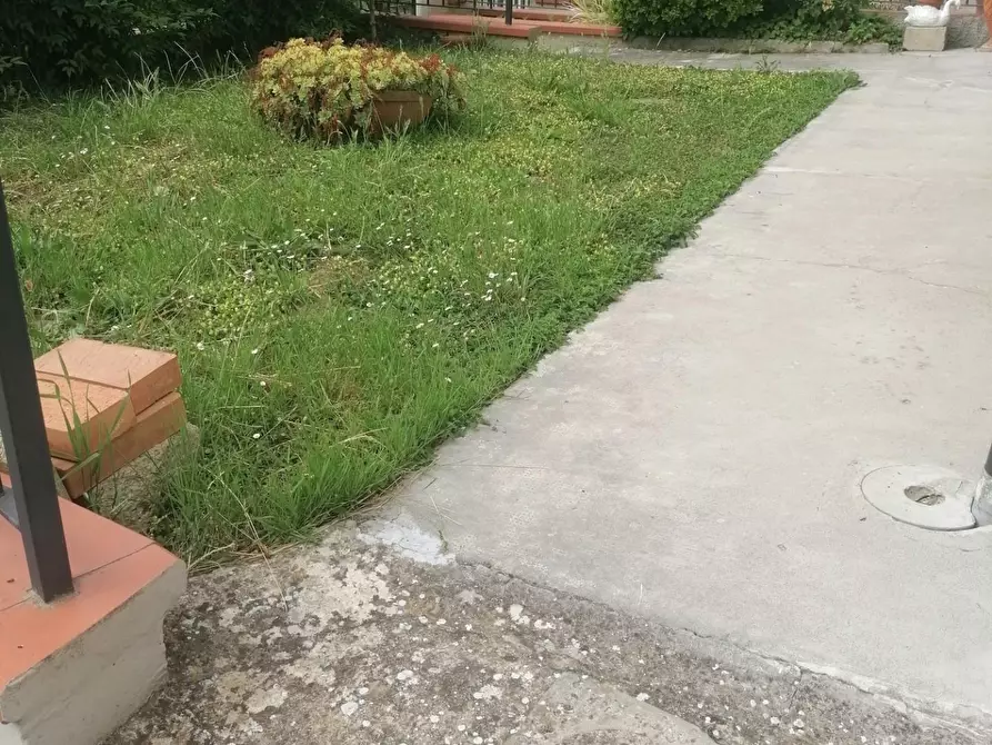 Immagine 1 di Casa bifamiliare in vendita  a Poggio A Caiano