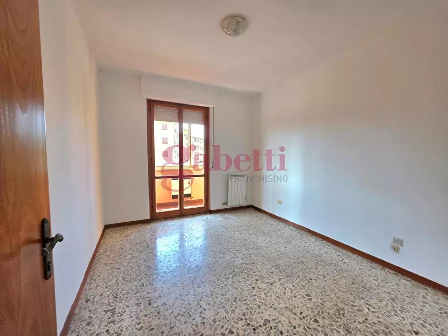 Immagine 26 di Appartamento in vendita  a Pisa