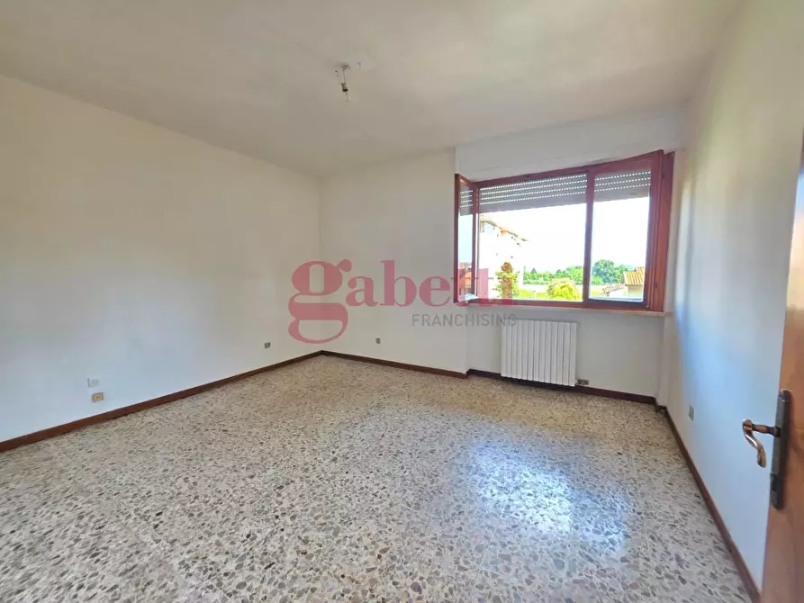 Immagine 20 di Appartamento in vendita  a Pisa