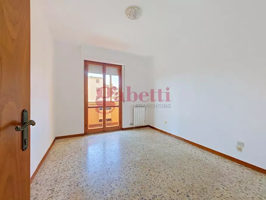 Immagine 13 di Appartamento in vendita  a Pisa