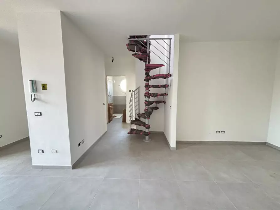 Immagine 10 di Appartamento in vendita  a Cascina