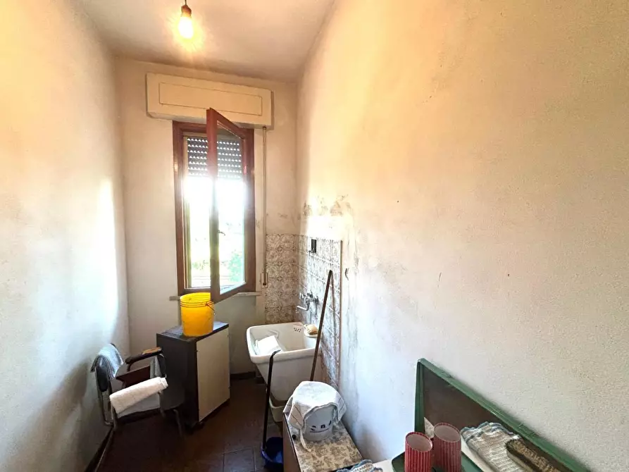 Immagine 9 di Casa semindipendente in vendita  a Cascina