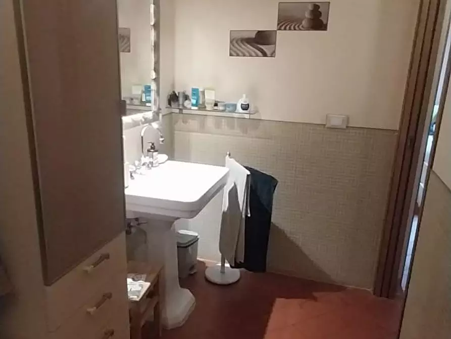Immagine 11 di Appartamento in affitto  a Calci