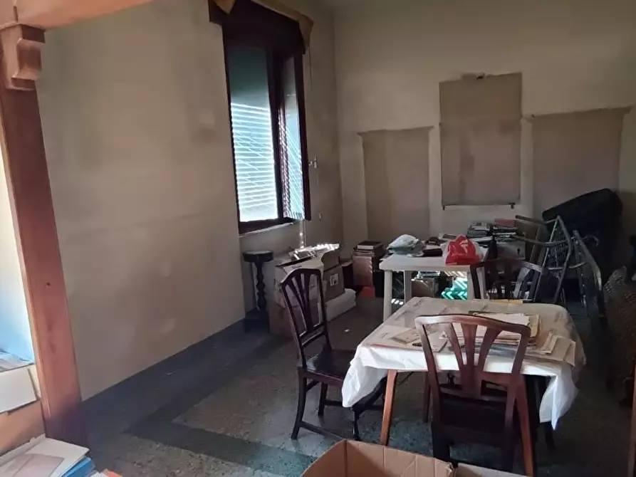 Immagine 11 di Appartamento in vendita  a Pisa