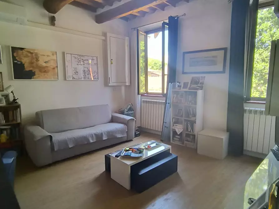 Immagine 6 di Appartamento in affitto  a Lucca