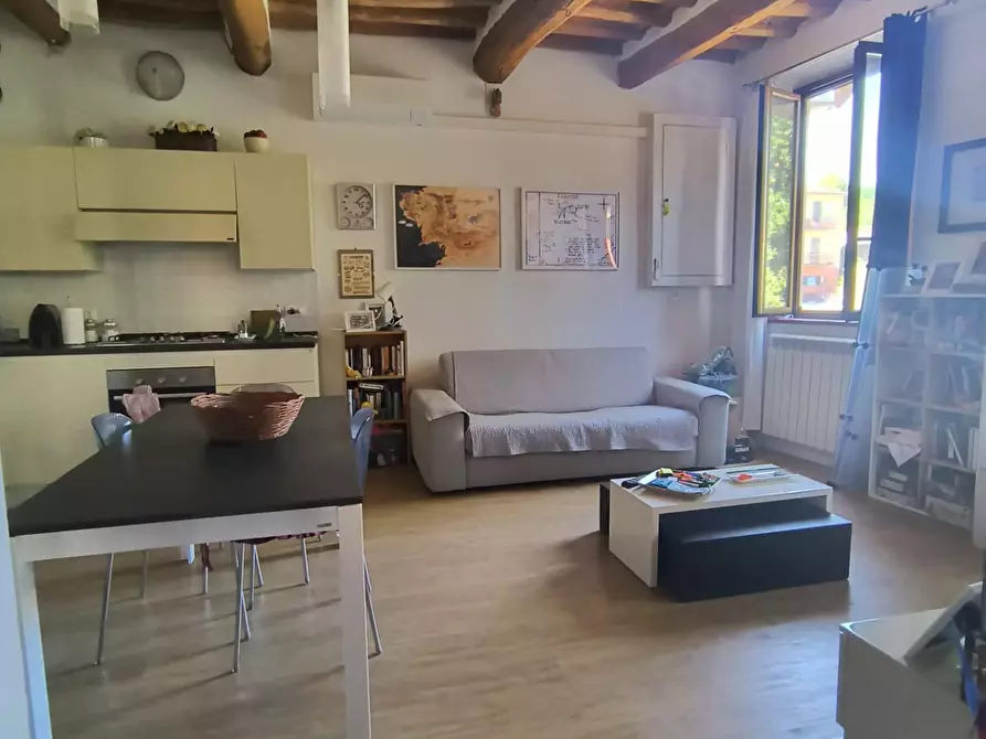 Immagine 5 di Appartamento in affitto  a Lucca