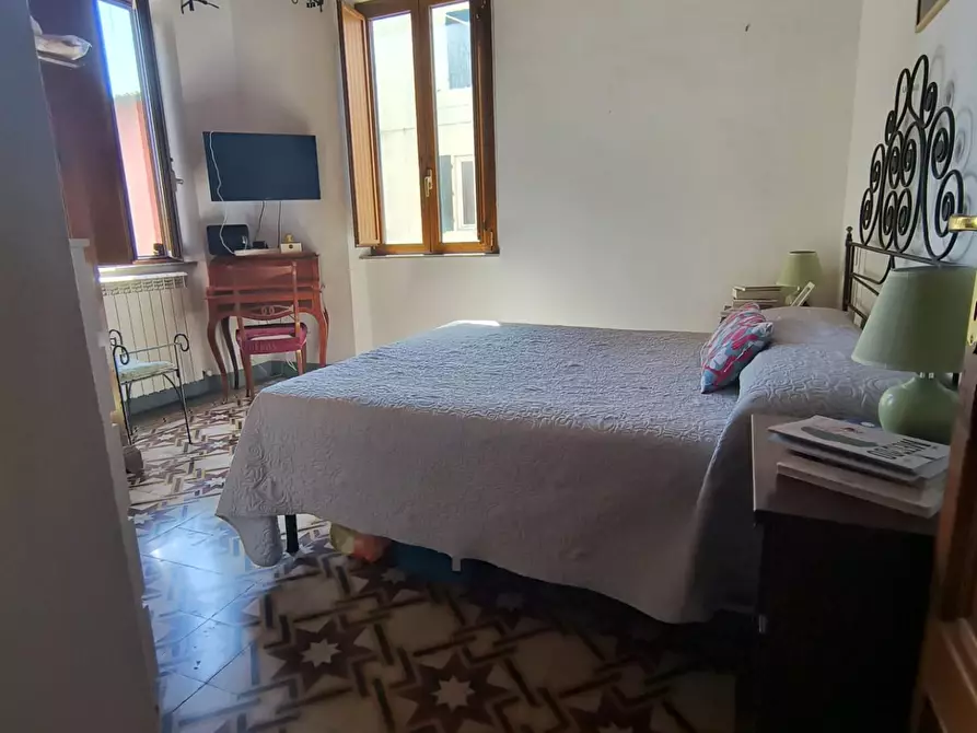 Immagine 13 di Appartamento in affitto  a Lucca