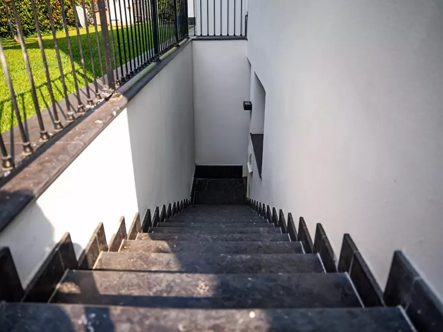 Immagine 19 di Villa in vendita  a Pietrasanta