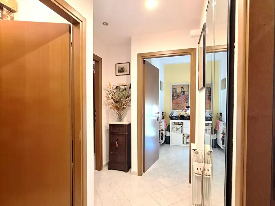 Immagine 8 di Appartamento in vendita  a Cascina