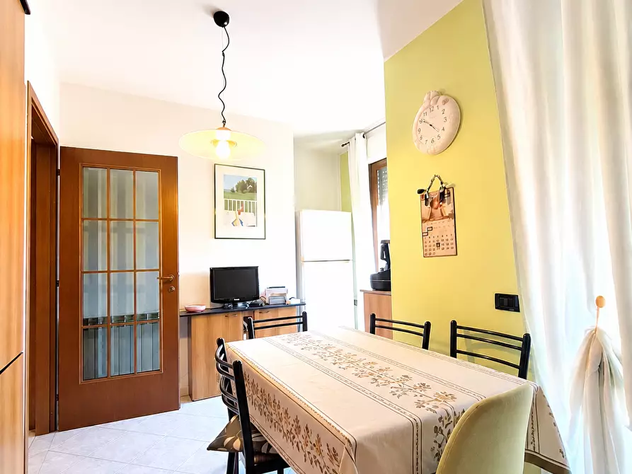 Immagine 6 di Appartamento in vendita  a Cascina