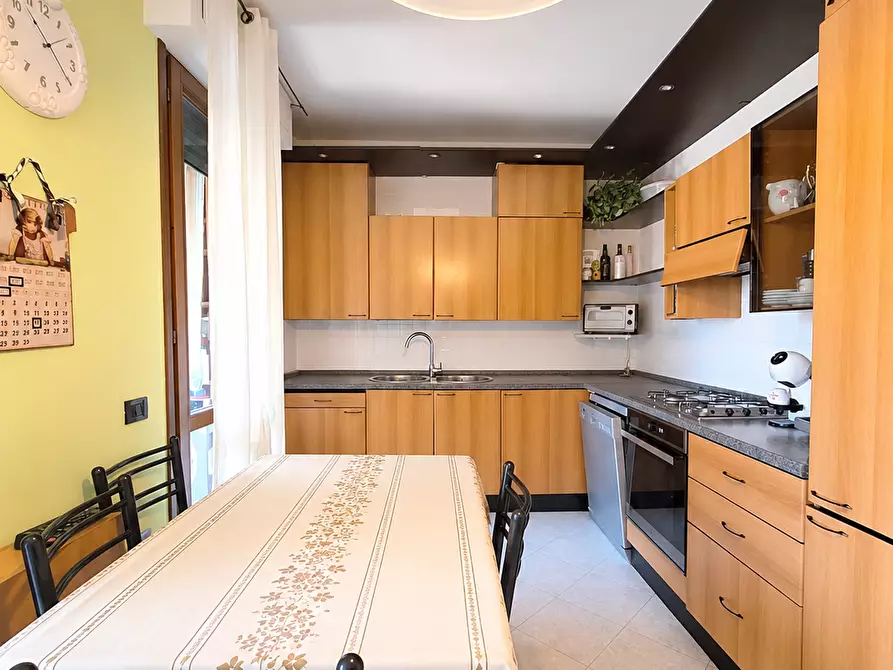 Immagine 7 di Appartamento in vendita  a Cascina