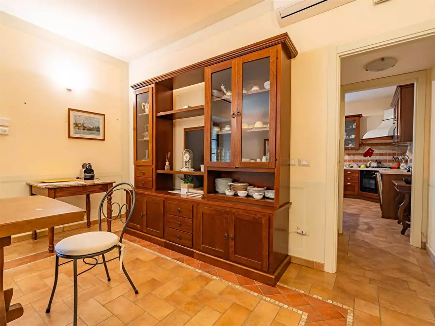 Immagine 22 di Rustico / casale in vendita  a Montalcino