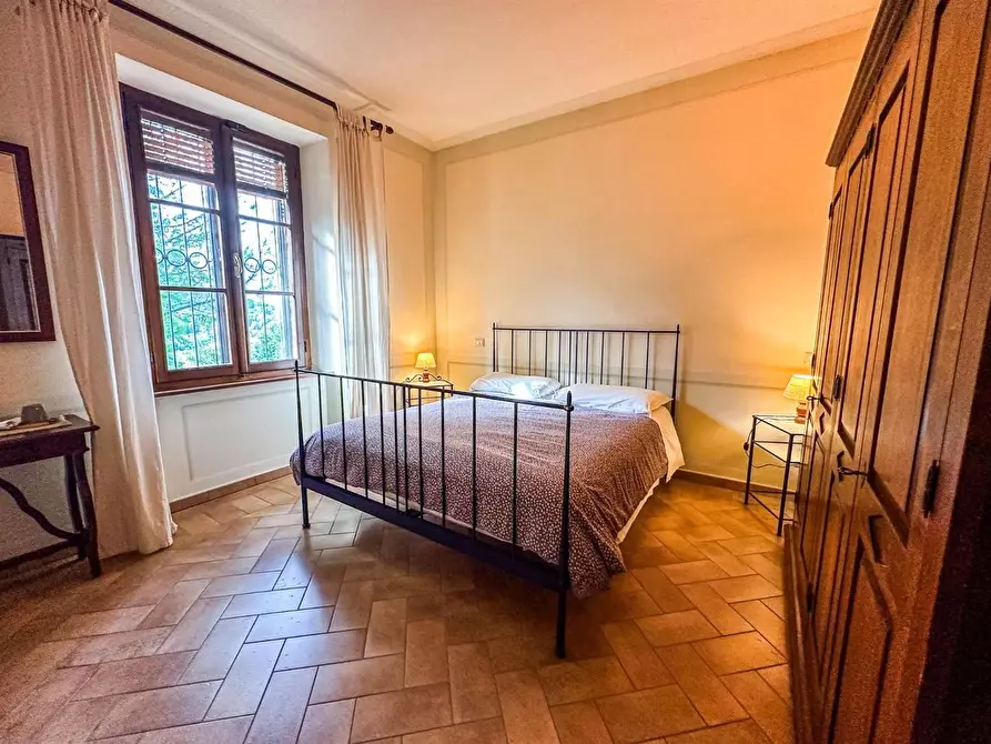 Immagine 34 di Rustico / casale in vendita  a Montalcino