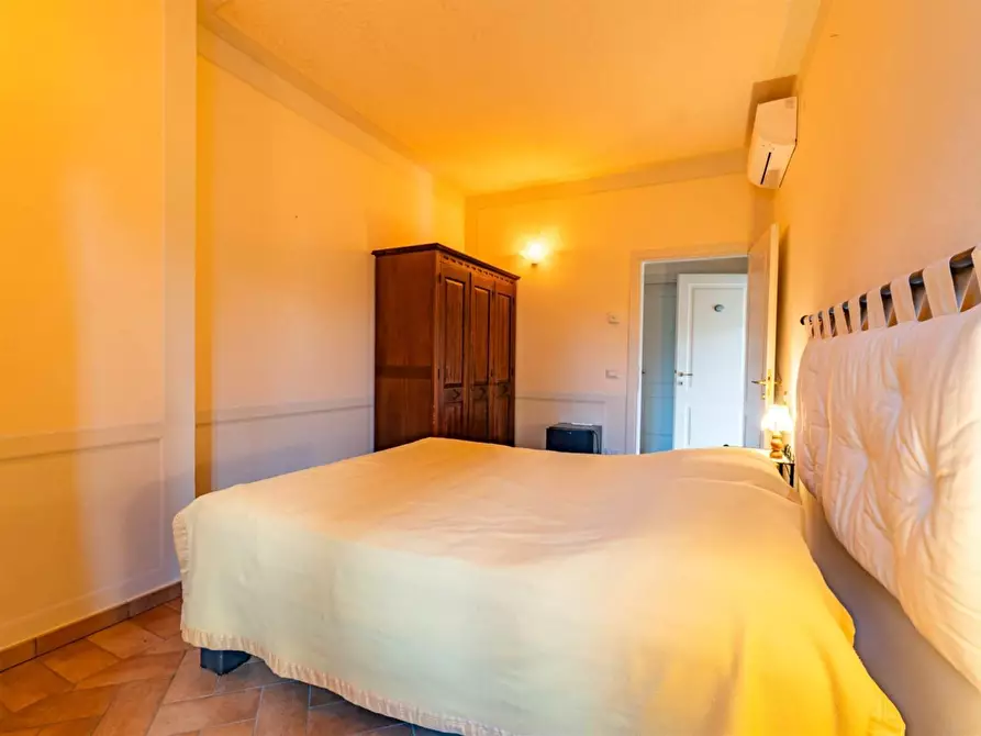 Immagine 50 di Rustico / casale in vendita  a Montalcino