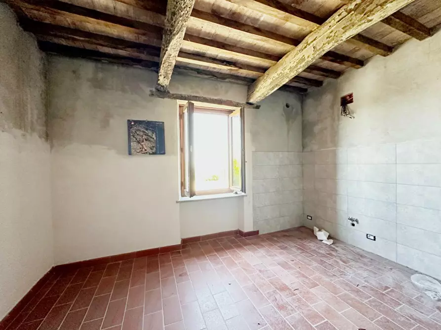 Immagine 15 di Casa colonica in vendita  a Monsummano Terme