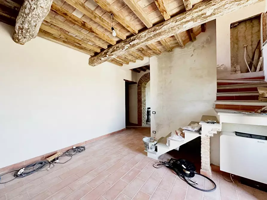 Immagine 9 di Casa colonica in vendita  a Monsummano Terme