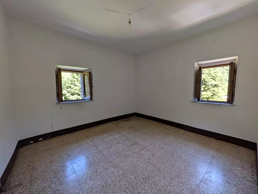 Immagine 21 di Rustico / casale in vendita  a Fosciandora