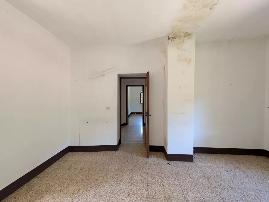 Immagine 22 di Rustico / casale in vendita  a Fosciandora
