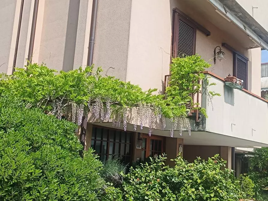 Immagine 2 di Terratetto in vendita  a Scandicci