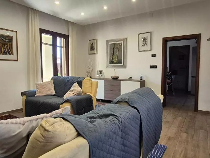 Immagine 4 di Casa bifamiliare in vendita  a Grosseto