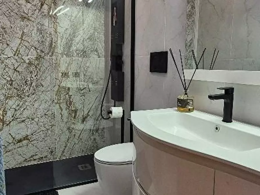 Immagine 24 di Appartamento in vendita  a Pisa