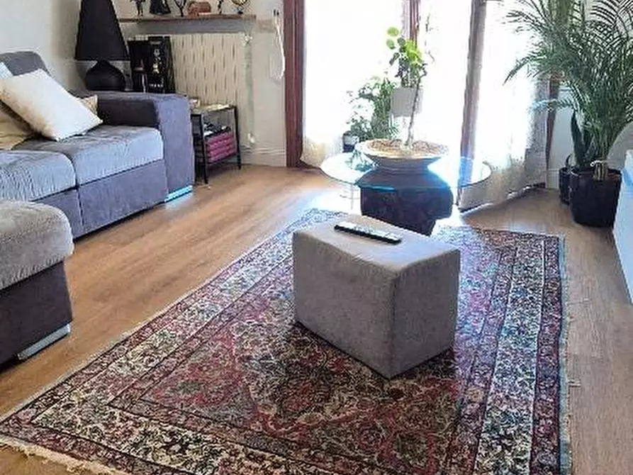 Immagine 11 di Appartamento in vendita  a Pisa