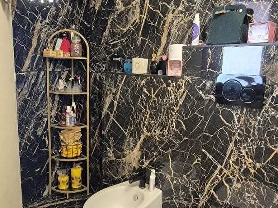 Immagine 36 di Appartamento in vendita  a Pisa