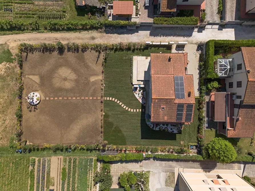 Immagine 63 di Villa in vendita  a San Giuliano Terme