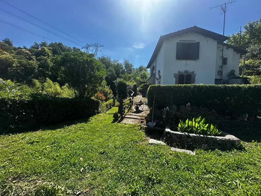 Immagine 1 di Rustico / casale in vendita  a Gallicano