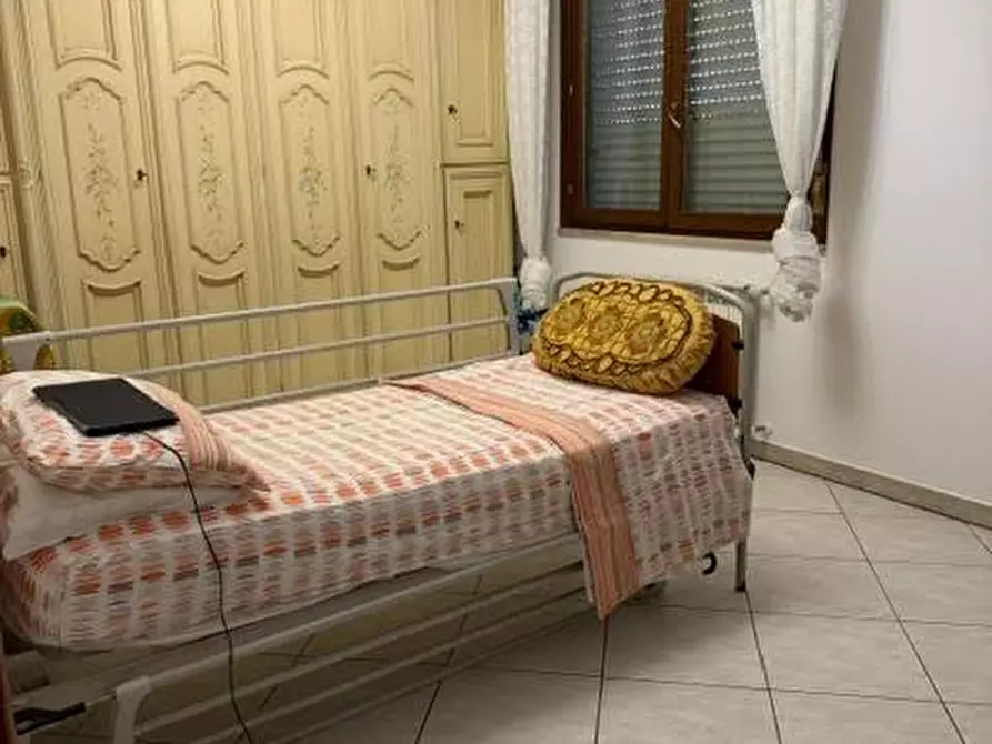 Immagine 10 di Appartamento in vendita  a Calcinaia