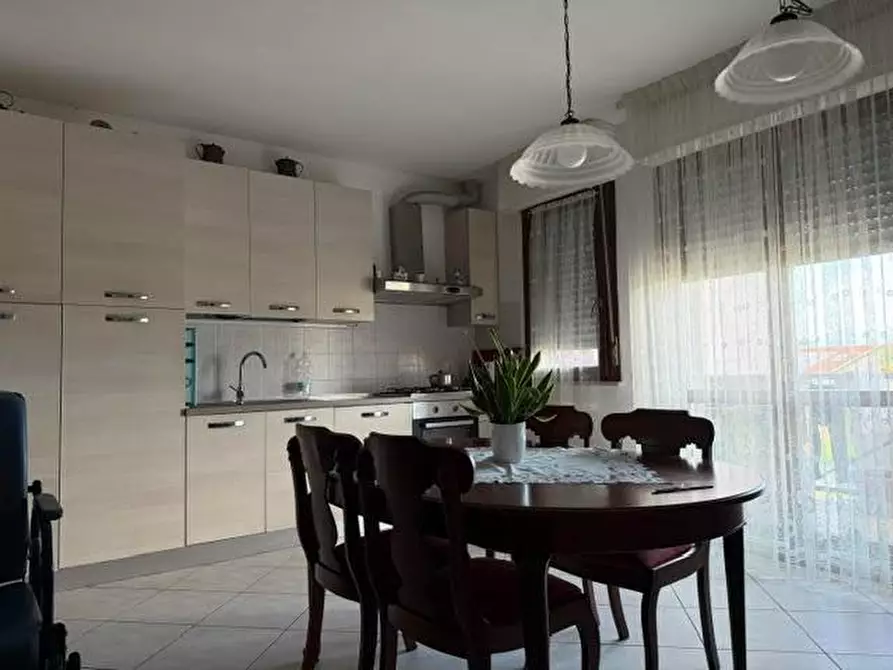 Immagine 2 di Appartamento in vendita  a Calcinaia